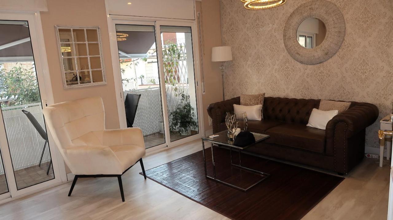 Entire Apartment , 2 Bedrooms Newly Remodeled Center Sitges Barcelona Экстерьер фото
